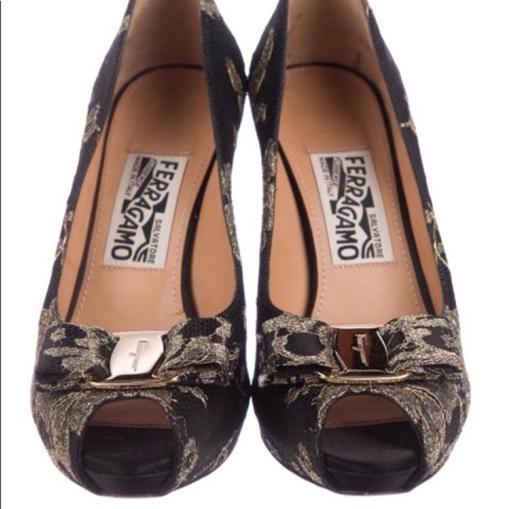 Teodora Ferragamo Pumps Size 6